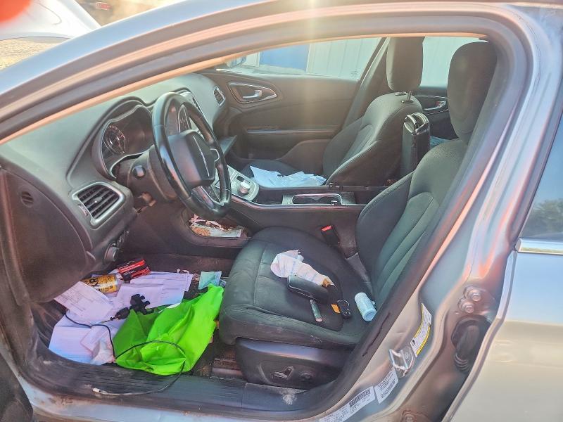 64799256 :رقم المزاد ، 1C3CCCAB3FN688159 vin ، 2015 Chrysler 200 مزاد بيع