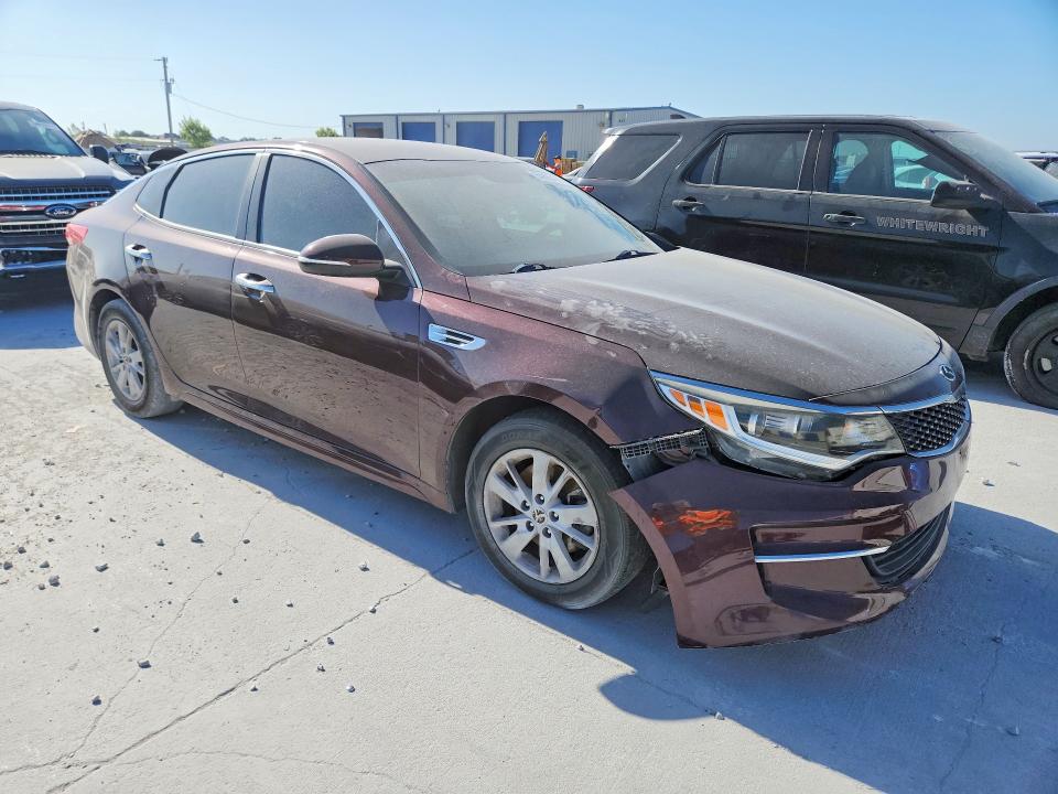2018 Kia Optima მანქანა იყიდება აუქციონზე, vin: 5XXGT4L30JG245447, აუქციონის ნომერი: 64895466