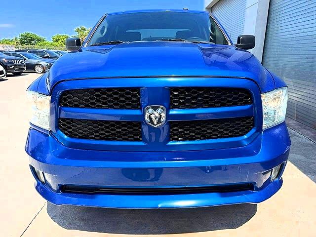 66313436 :رقم المزاد ، 3C6RR6KG2JG249849 vin ، 2018 Ram 1500 مزاد بيع
