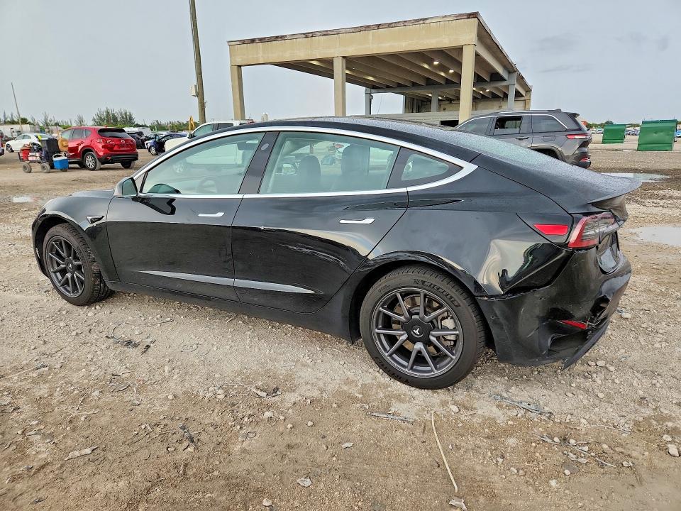 Продажа на аукционе авто 2018 Tesla Model 3, vin: 5YJ3E1EA9JF173184, номер лота: 59790416
