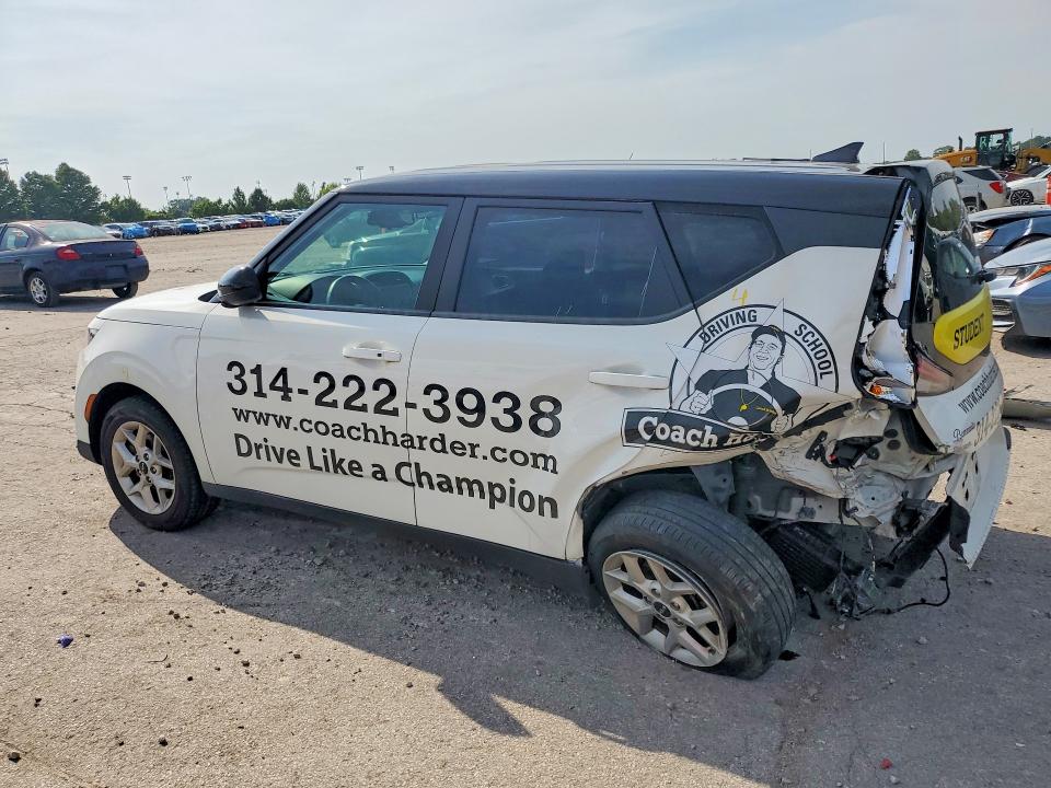 2023 Kia Soul მანქანა იყიდება აუქციონზე, vin: KNDJ23AU9P7189024, აუქციონის ნომერი: 64658076