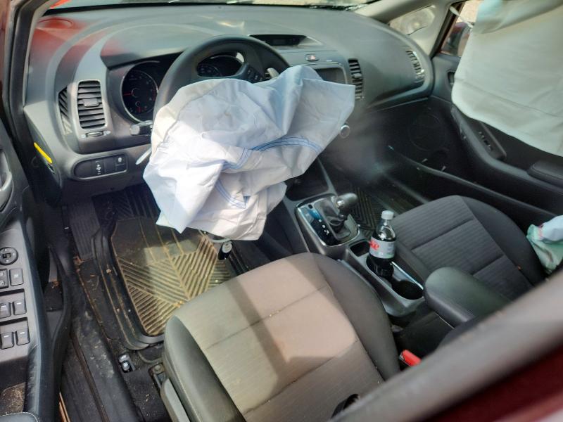 66758046 :رقم المزاد ، 3KPFL4A76JE199620 vin ، 2018 Kia Forte مزاد بيع