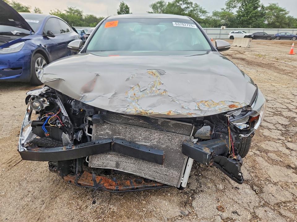 63702726 :رقم المزاد ، 5XXGT4L39HG161542 vin ، 2017 Kia Optima مزاد بيع