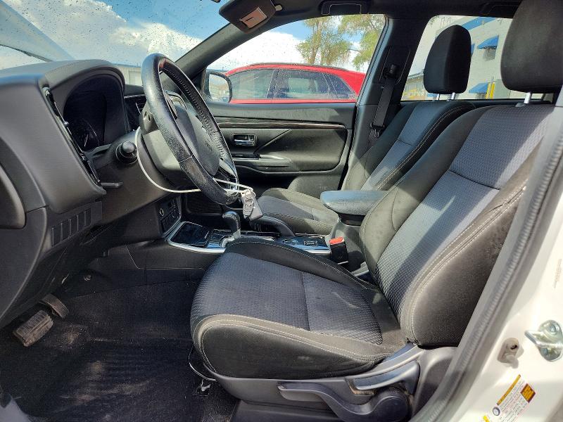 2018 Mitsubishi Outlander მანქანა იყიდება აუქციონზე, vin: JA4AD3A31JZ050870, აუქციონის ნომერი: 64470536