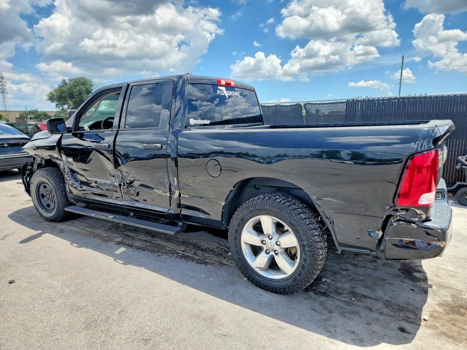 64811216 :رقم المزاد ، 1C6RR7FT1KS568036 vin ، 2019 Ram 1500 Classic مزاد بيع