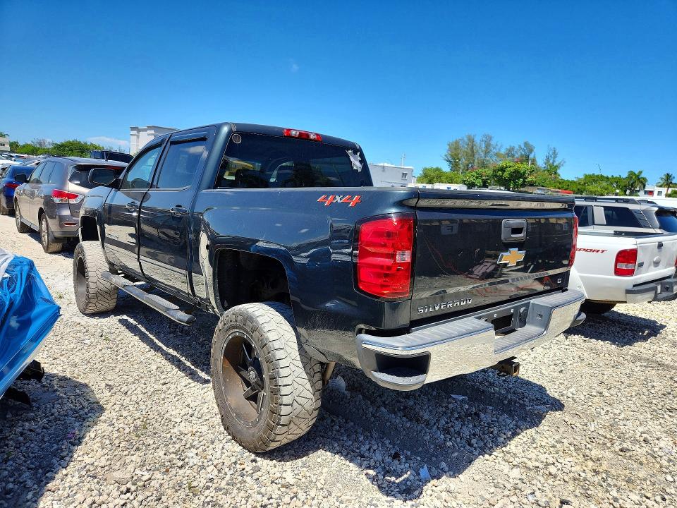 Продаж на аукціоні авто 2018 Chevrolet Silverado, vin: 3GCUKREC6JG157872, номер лоту: 64732676