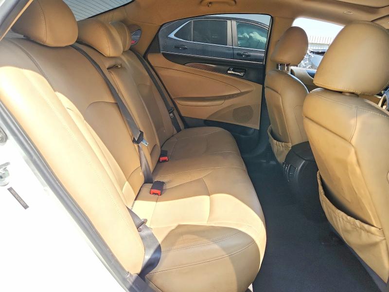 64106806 :رقم المزاد ، 5NPEC4ACXCH368271 vin ، 2012 Hyundai Sonata مزاد بيع