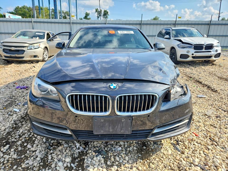 63671886 :رقم المزاد ، WBA5B3C55ED533967 vin ، 2014 Bmw 535 مزاد بيع
