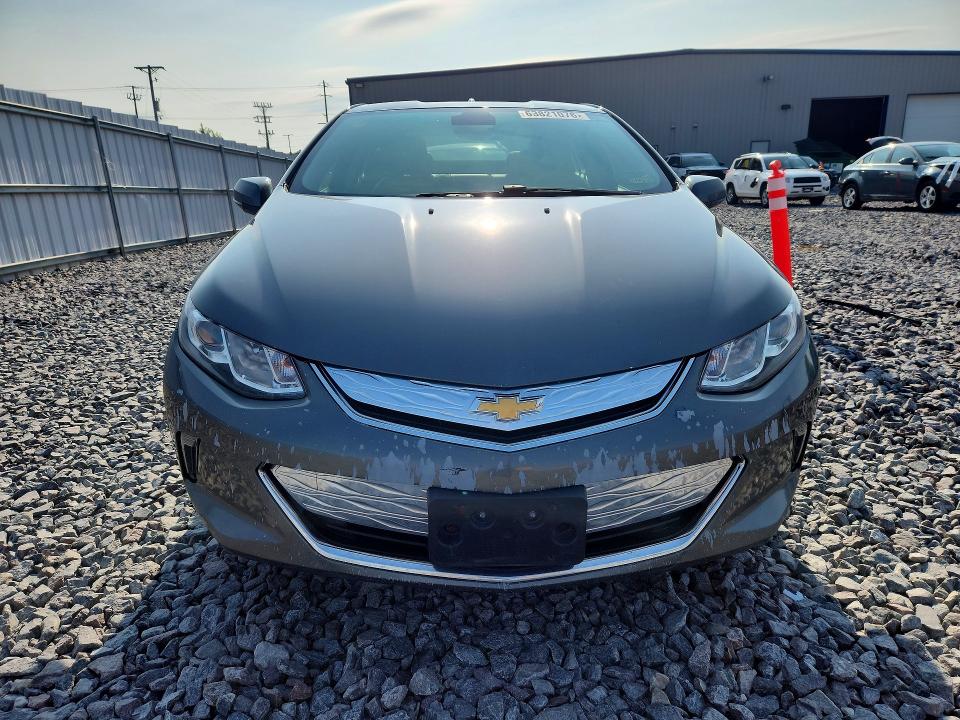 63821076 :رقم المزاد ، 1G1RC6S56HU185369 vin ، 2017 Chevrolet Volt مزاد بيع