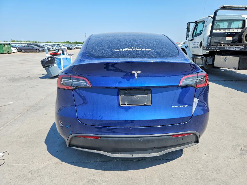 61340736 :رقم المزاد ، 7SAYGDEE6SA360940 vin ، 2025 Tesla Model Y مزاد بيع