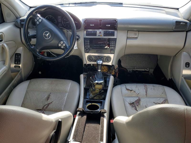 65194046 :رقم المزاد ، WDBRF40J05F654828 vin ، 2005 Mercedes-benz C مزاد بيع