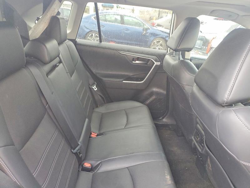 Продажа на аукционе авто 2019 Toyota Rav4, vin: 2T3DWRFVXKW025185, номер лота: 64429116