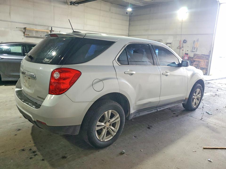 2015 Chevrolet Equinox მანქანა იყიდება აუქციონზე, vin: 2GNFLEEK1F6181156, აუქციონის ნომერი: 64711316