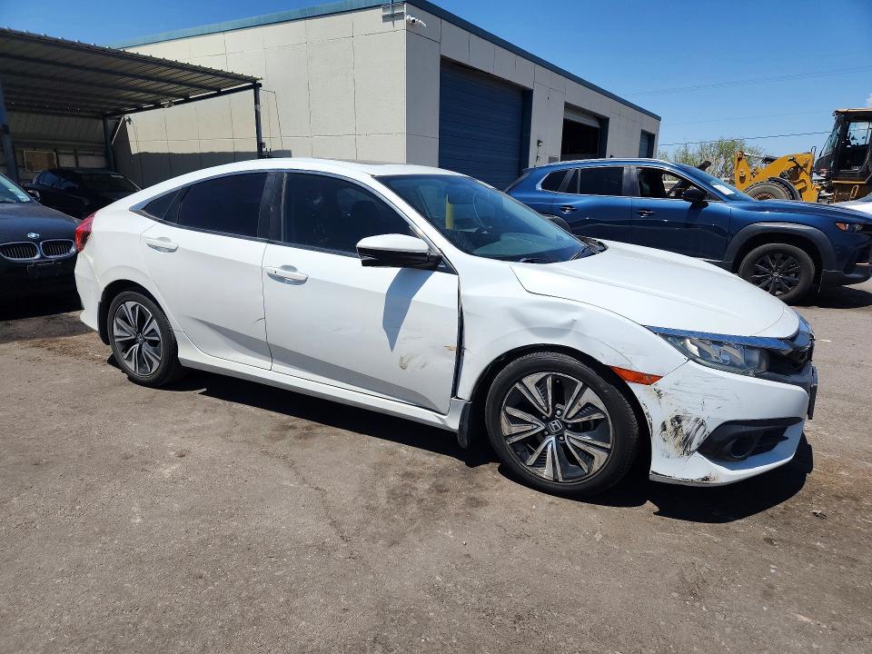 66118116 :رقم المزاد ، JHMFC1F39JX001695 vin ، 2018 Honda Civic مزاد بيع