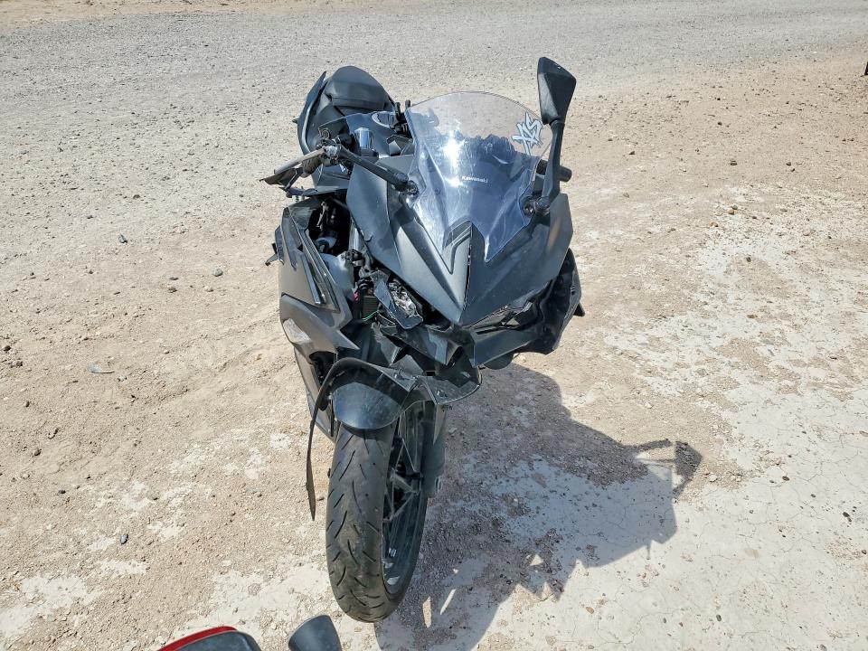 65146606 :رقم المزاد ، ML5EXGH19TDA88354 vin ، 2026 Kawasaki Ex500 مزاد بيع