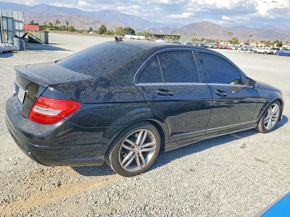 65663706 :رقم المزاد ، WDDGF4HB2EG209593 vin ، 2014 Mercedes-benz C مزاد بيع