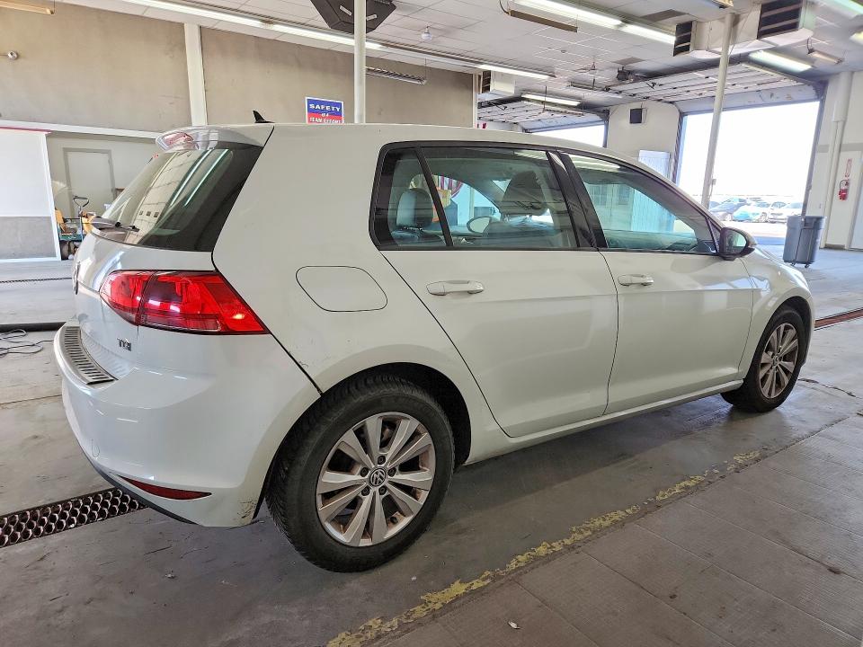 66390616 :رقم المزاد ، 3VW2A7AU2FM104380 vin ، 2015 Volkswagen Golf مزاد بيع