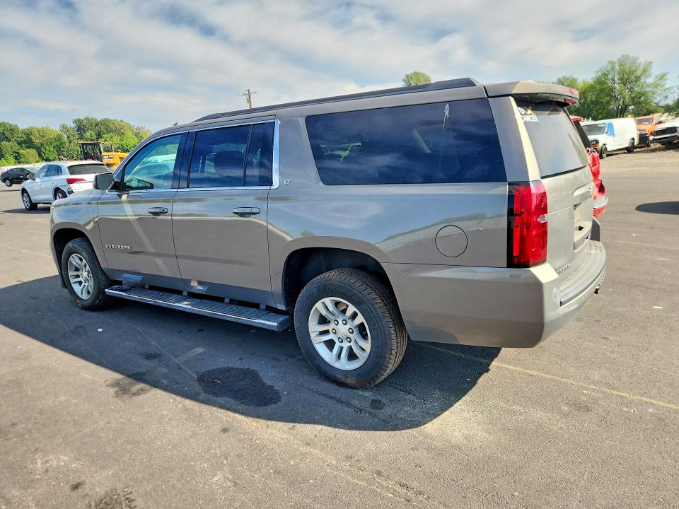 2018 Chevrolet Suburban მანქანა იყიდება აუქციონზე, vin: 1GNSKHKC2JR295308, აუქციონის ნომერი: 64839216