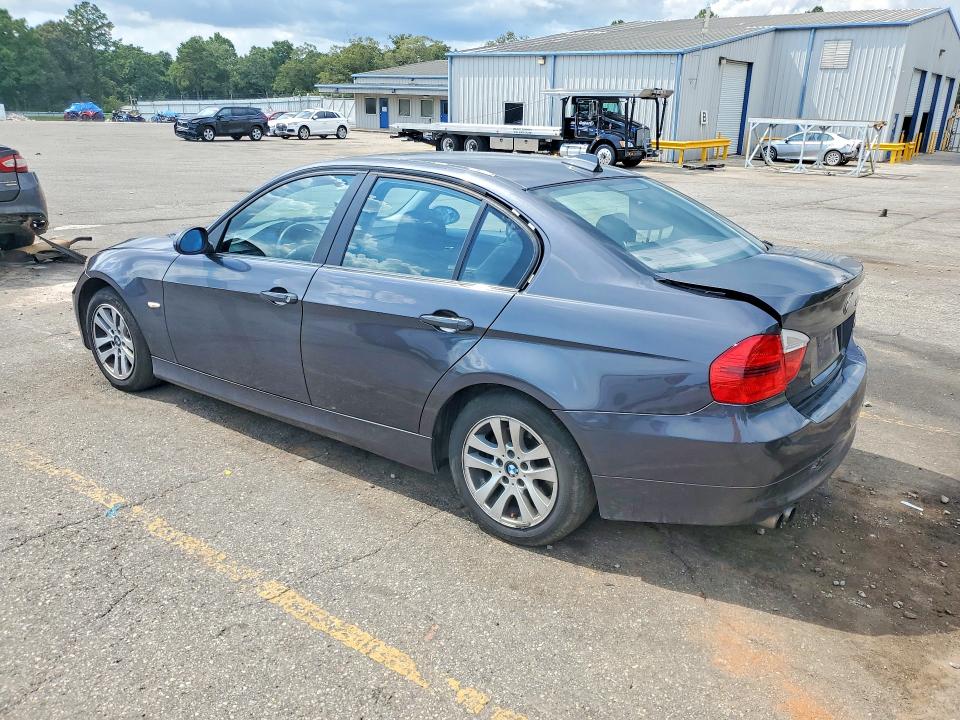 65030106 :رقم المزاد ، WBAVB13556KR59370 vin ، 2006 Bmw 325 مزاد بيع