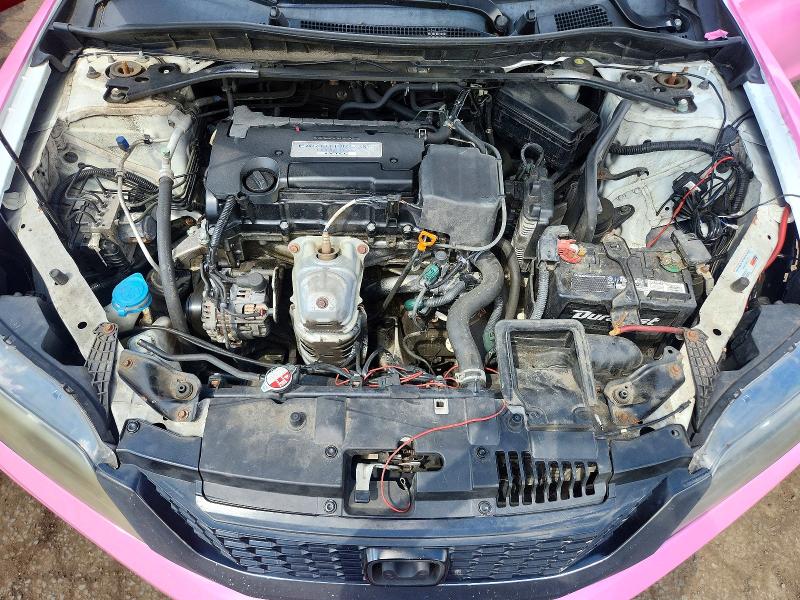 63241806 :رقم المزاد ، 1HGCT1B30FA000151 vin ، 2015 Honda Accord مزاد بيع