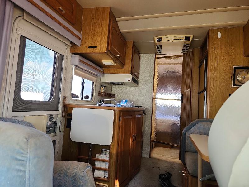 Продажа на аукционе авто 1989 Itasca Sundancer, vin: 1FDKE30G7KHA01493, номер лота: 66579826