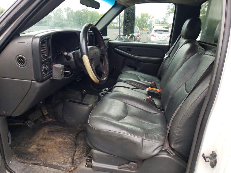 2003 Chevrolet Silverado მანქანა იყიდება აუქციონზე, vin: 1GBJK34173E266145, აუქციონის ნომერი: 65474236