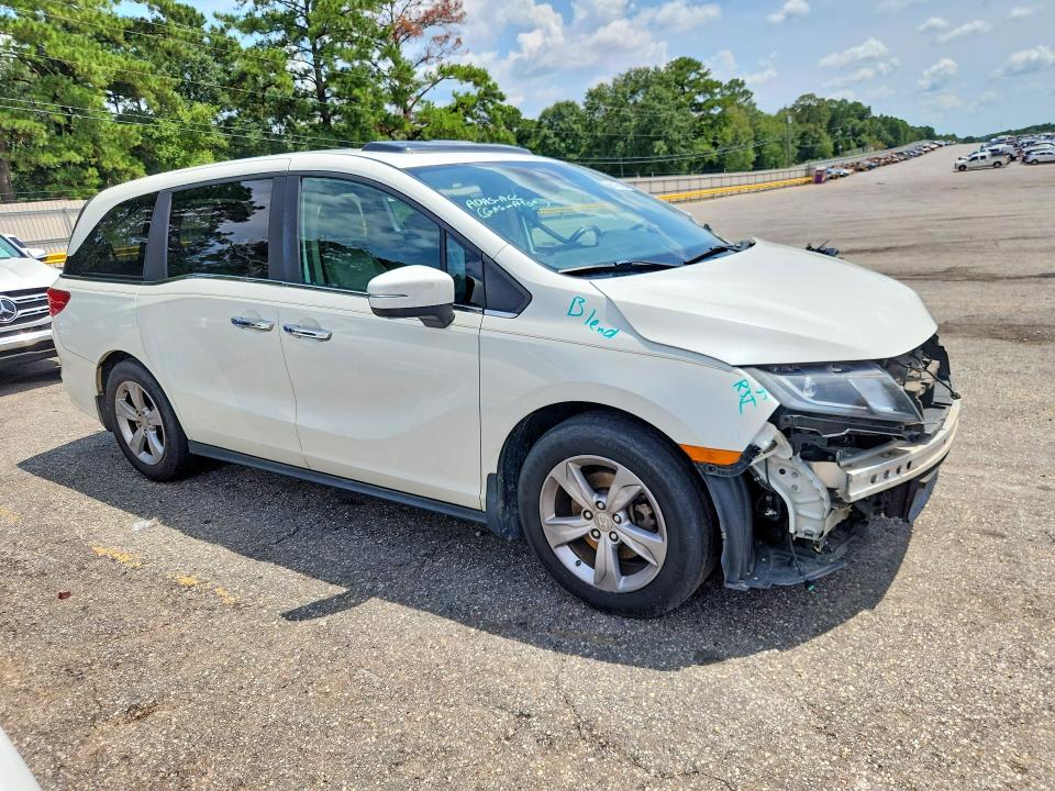 Продаж на аукціоні авто 2018 Honda Odyssey, vin: 5FNRL6H7XJB104534, номер лоту: 65163426