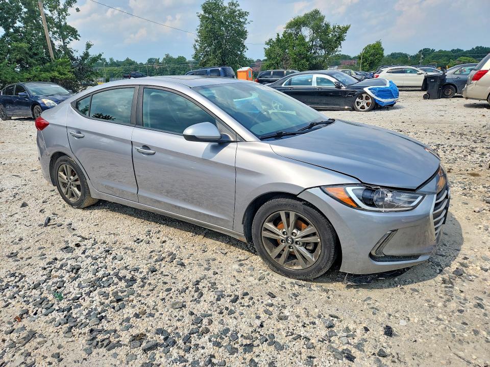 Aukcja sprzedaży 2017 Hyundai Elantra, vin: 5NPD84LF6HH121132, numer aukcji: 64230196