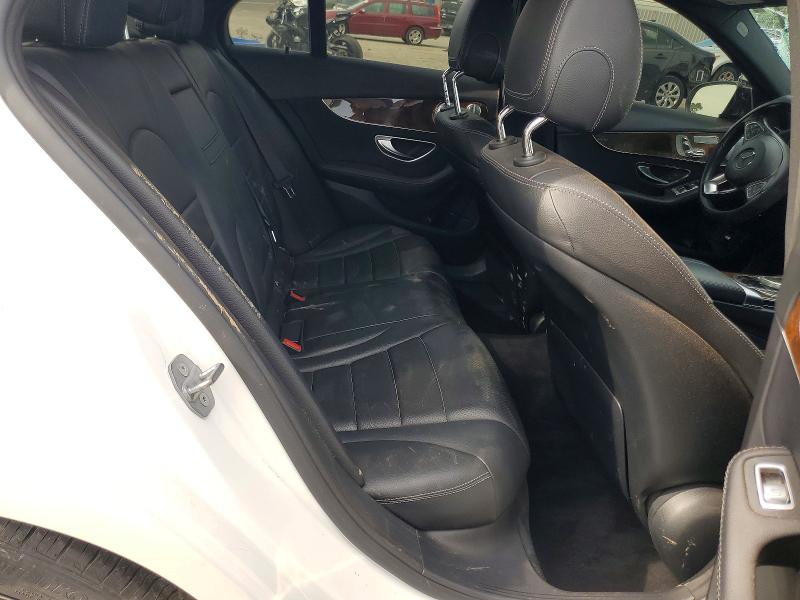 65593076 :رقم المزاد ، 55SWF4KB6JU271578 vin ، 2018 Mercedes-benz C مزاد بيع
