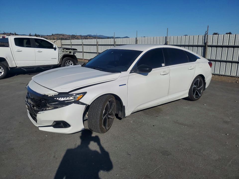 66141436 :رقم المزاد ، 1HGCV3F23NA005088 vin ، 2022 Honda Accord مزاد بيع