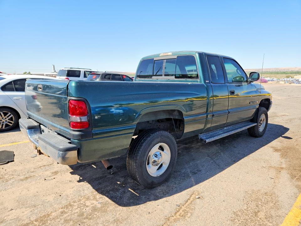 65926496 :رقم المزاد ، 3B7HF13Z2YM215325 vin ، 2000 Dodge Ram 1500 مزاد بيع