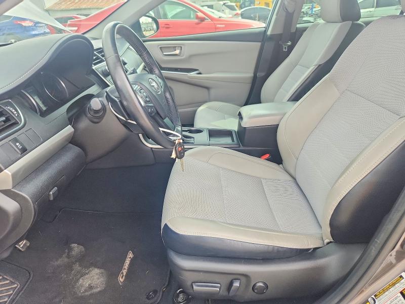 64681866 :رقم المزاد ، 4T1BF1FK5HU372679 vin ، 2017 Toyota Camry مزاد بيع