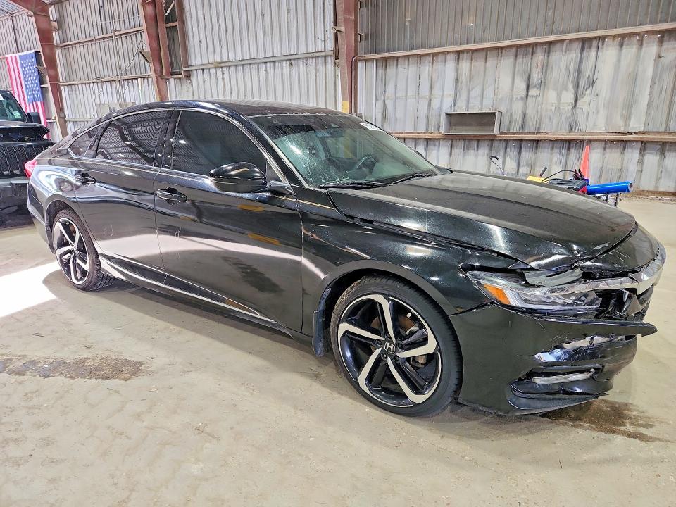 Продаж на аукціоні авто 2018 Honda Accord, vin: 1HGCV1F63JA071867, номер лоту: 65861926