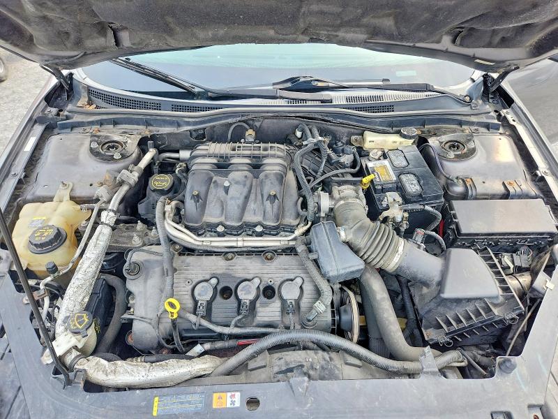 Продаж на аукціоні авто 2011 Ford Fusion, vin: 3FAHP0JG9BR205464, номер лоту: 64419036