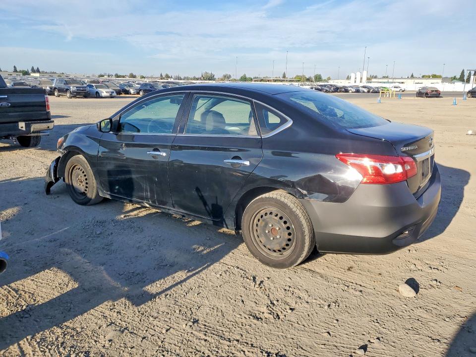 65711006 :رقم المزاد ، 3N1AB7AP2JY312057 vin ، 2018 Nissan Sentra مزاد بيع