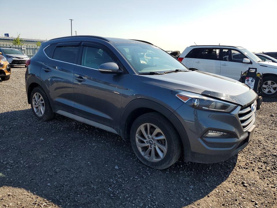 Продажа на аукционе авто 2017 Hyundai Tucson, vin: KM8J3CA41HU577005, номер лота: 63531656