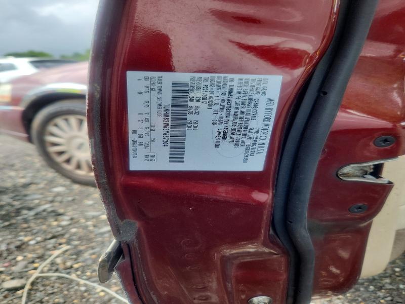 2003 Lincoln Town Car მანქანა იყიდება აუქციონზე, vin: 1LNHM82W63Y687204, აუქციონის ნომერი: 63492816