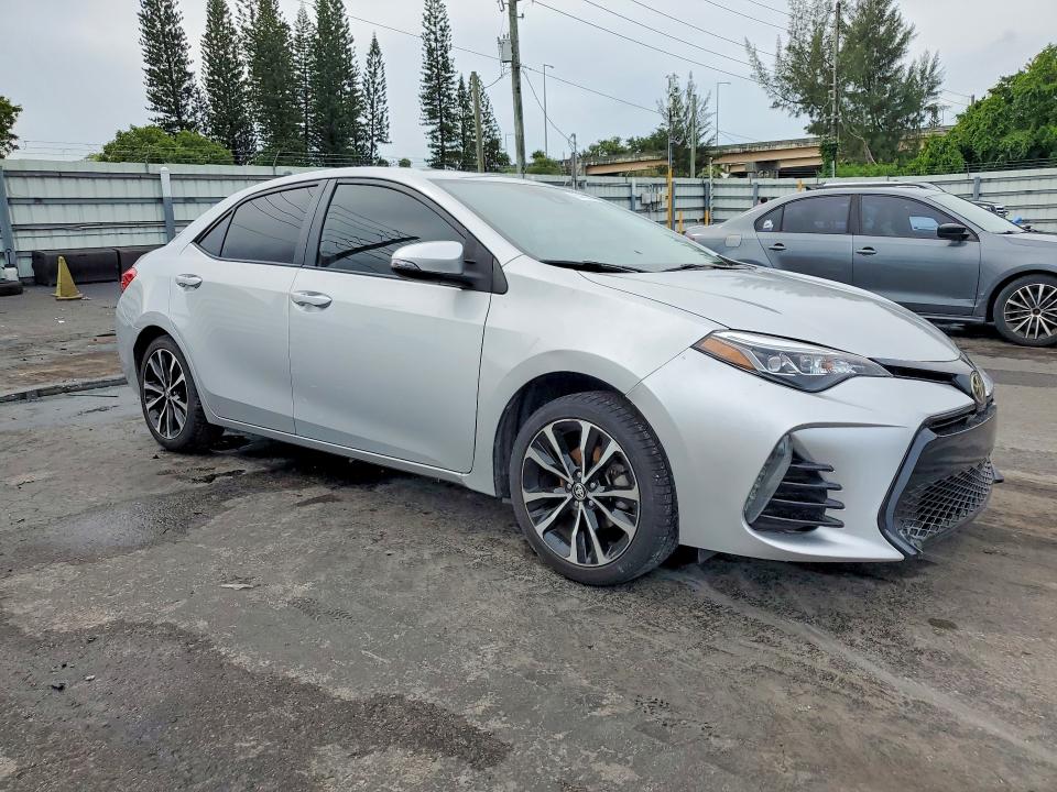 Продаж на аукціоні авто 2017 Toyota Corolla, vin: 5YFBURHE3HP655577, номер лоту: 63459816