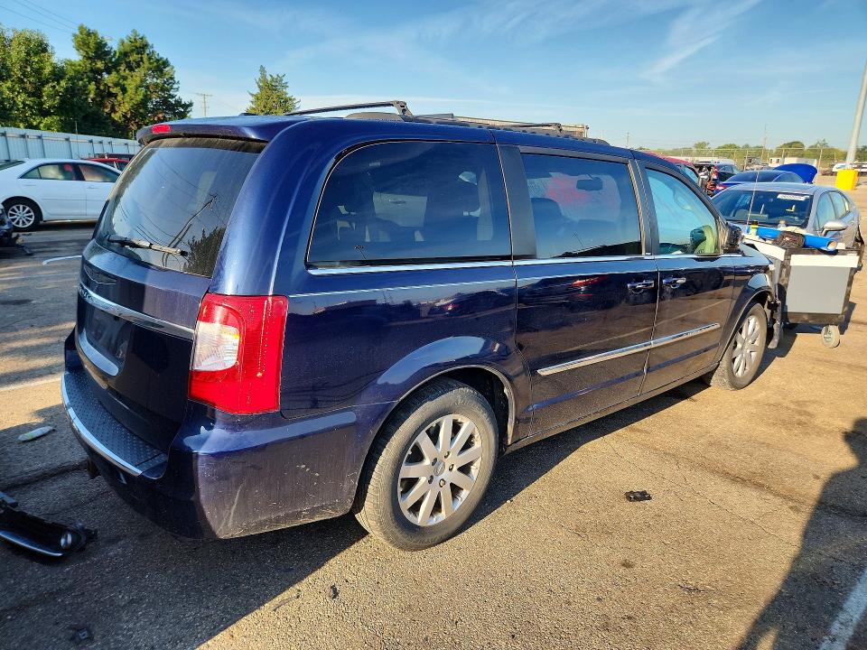 66454646 :رقم المزاد ، 2C4RC1BGXCR330883 vin ، 2012 Chrysler Town & Country مزاد بيع
