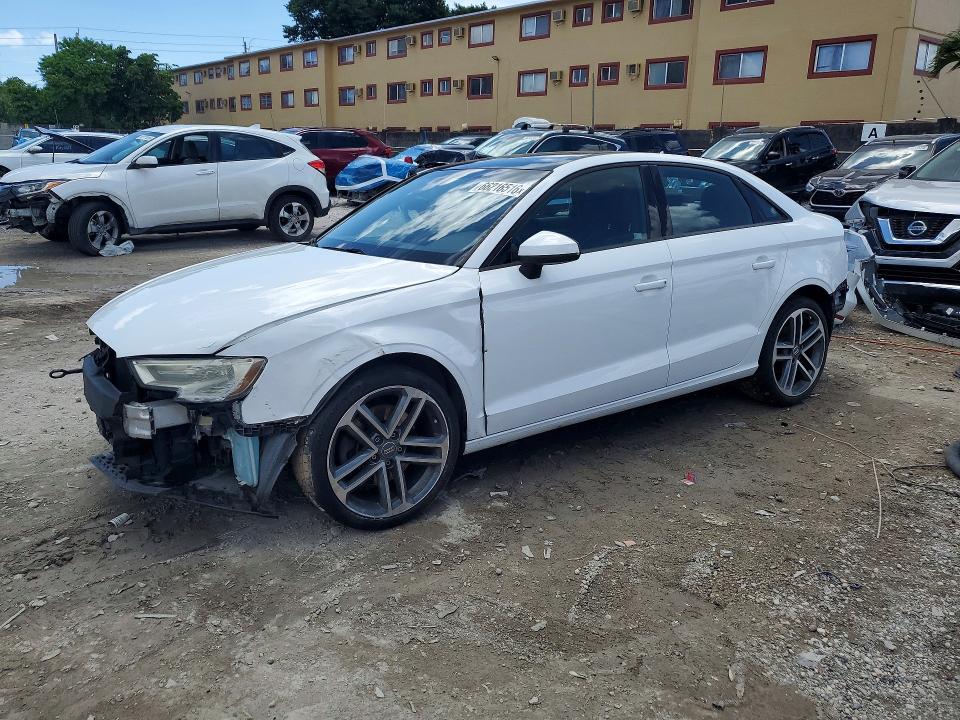 Продаж на аукціоні авто 2017 Audi A3, vin: WAUAUGFF0H1035444, номер лоту: 66216516