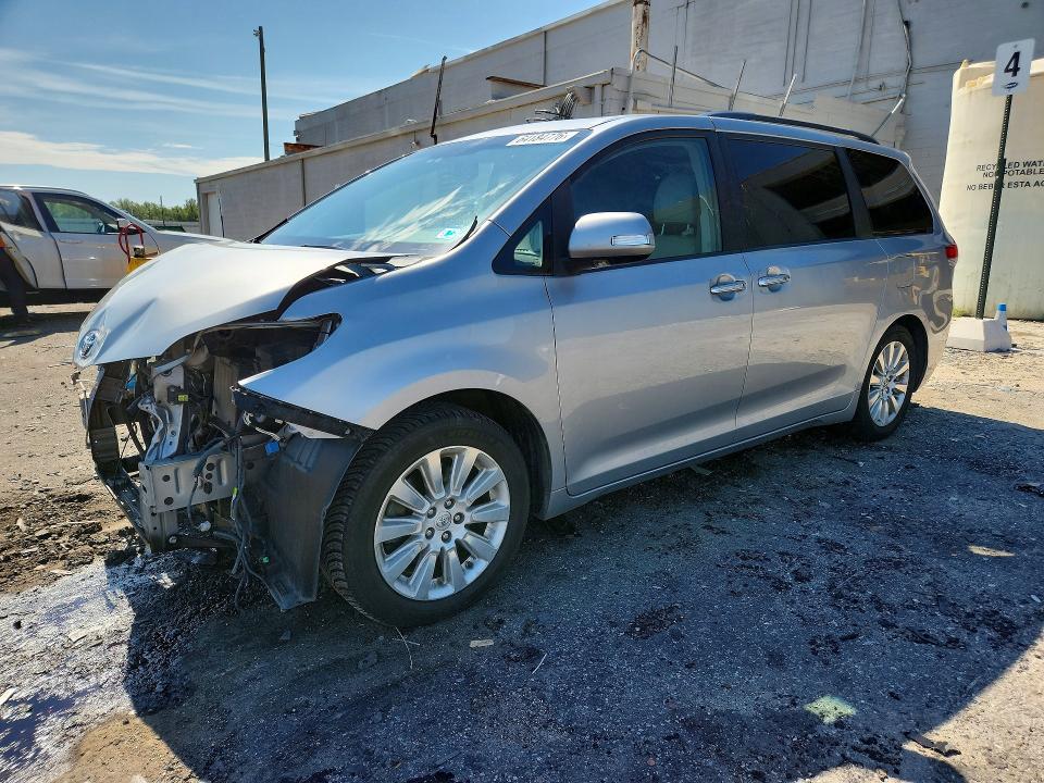 Aukcja sprzedaży 2014 Toyota Sienna, vin: 5TDYK3DC4ES467462, numer aukcji: 64184776