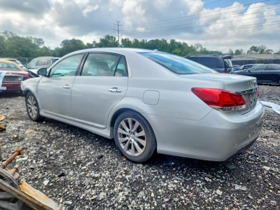 2011 Toyota Avalon მანქანა იყიდება აუქციონზე, vin: 4T1BK3DB5BU377432, აუქციონის ნომერი: 63556856