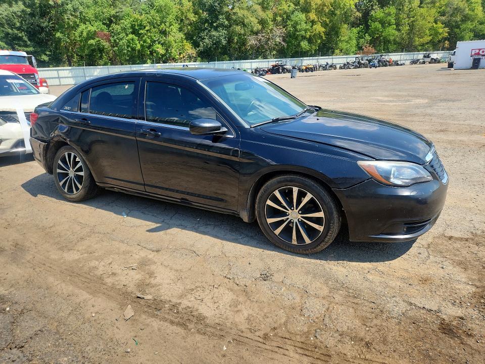 Продаж на аукціоні авто 2012 Chrysler 200, vin: 1C3CCBHG3CN263385, номер лоту: 66717846