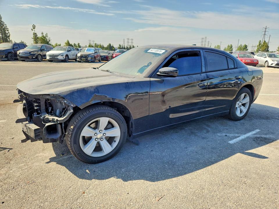 64118976 :رقم المزاد ، 2C3CDXHG4FH915616 vin ، 2015 Dodge Charger مزاد بيع