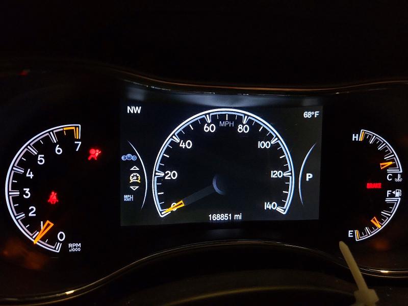 63764606 :رقم المزاد ، 1C4RJFBG6FC205217 vin ، 2015 Jeep Grand Cherokee مزاد بيع