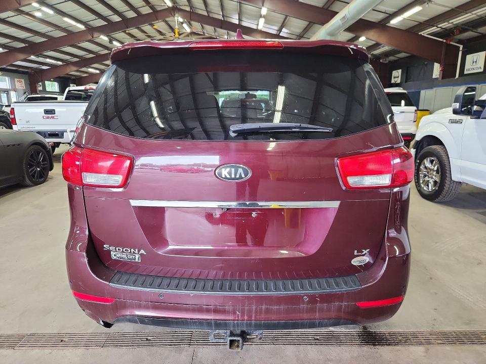 Продажа на аукционе авто 2017 Kia Sedona, vin: KNDMB5C19H6333335, номер лота: 67064746