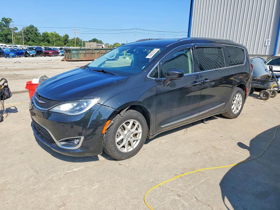 65603676 :رقم المزاد ، 2C4RC1BG8LR139057 vin ، 2020 Chrysler Pacifica مزاد بيع