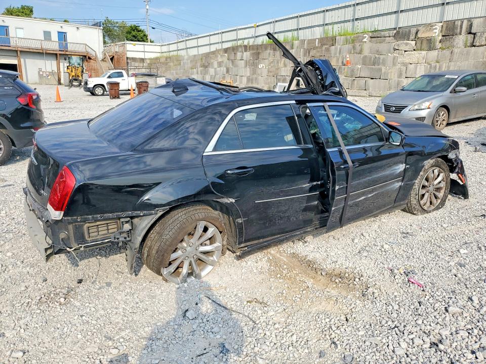 Aukcja sprzedaży 2016 Chrysler 300, vin: 2C3CCARG3GH111596, numer aukcji: 63711266