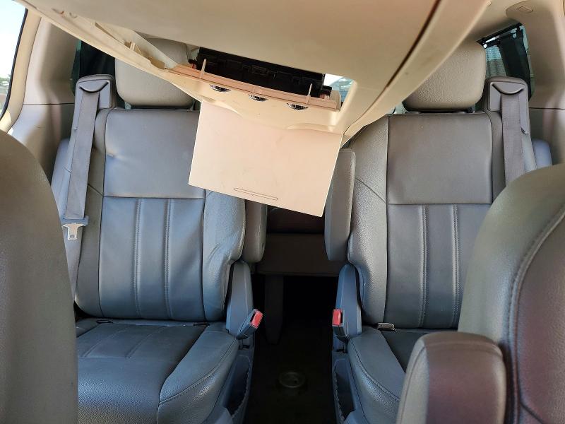 Auction sale of the 2008 Chrysler Town & Country, vin: 2A8HR54P78R770428, lot number: 65383896