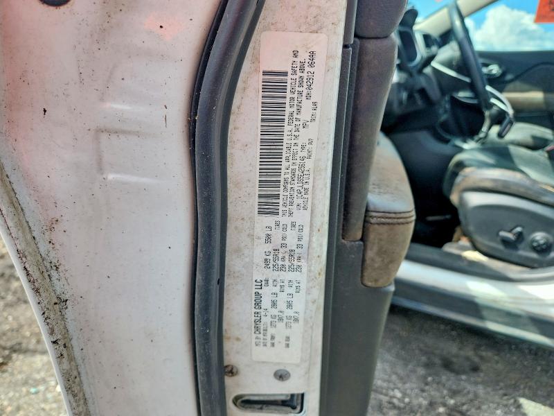 67131766 :رقم المزاد ، 1C4PJLDS5EW256146 vin ، 2014 Jeep Cherokee مزاد بيع